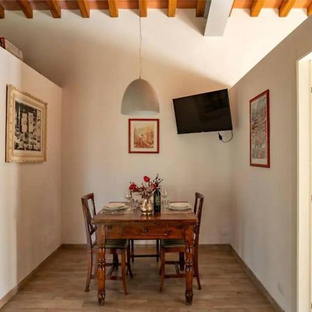 Cozy Tuscany Apartment With View Πέσια Εξωτερικό φωτογραφία