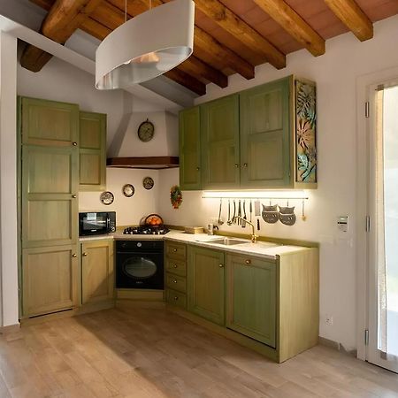 Cozy Tuscany Apartment With View Πέσια Εξωτερικό φωτογραφία
