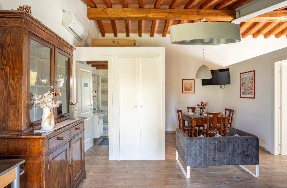 Cozy Tuscany Apartment With View Πέσια Εξωτερικό φωτογραφία
