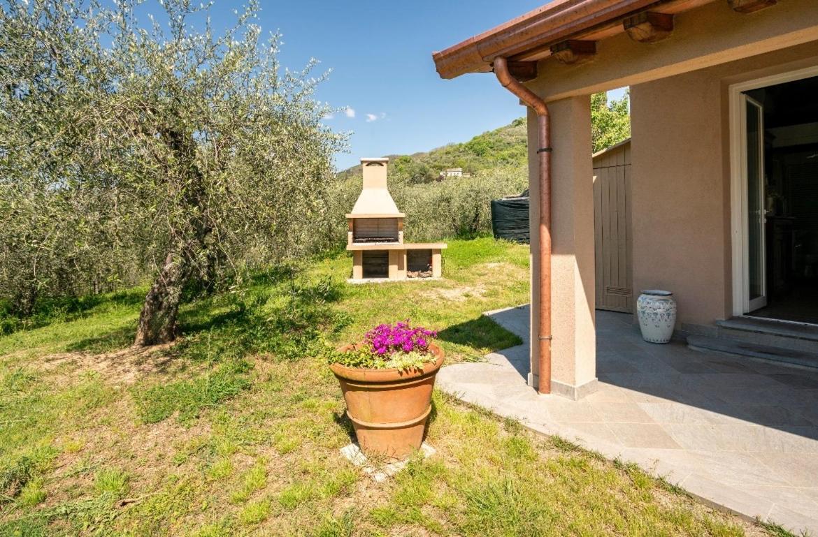 Cozy Tuscany Apartment With View Πέσια Εξωτερικό φωτογραφία